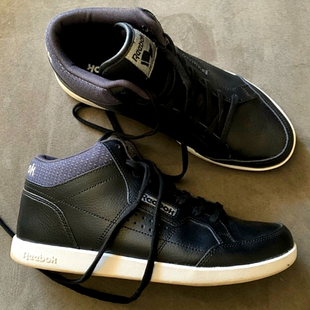 Reebok women's size 9 Royal Anfuso edition black high top sneakers
